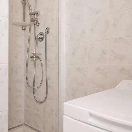 Apartment The Best Rent - Cozy One-bedroom In Corso Lodi Milan